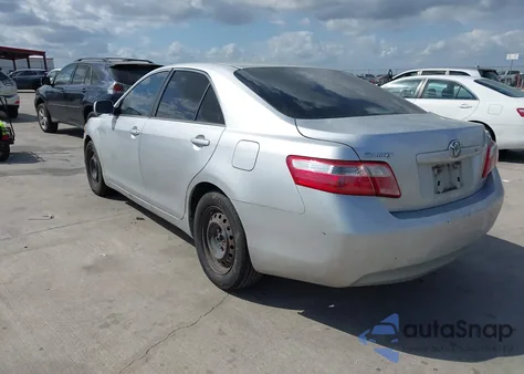 2009 Toyota Camry Le z USA, uszkodzony, nr VIN 4T1BE46K29U363749